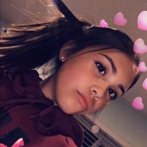 Meet your Posher, Melina